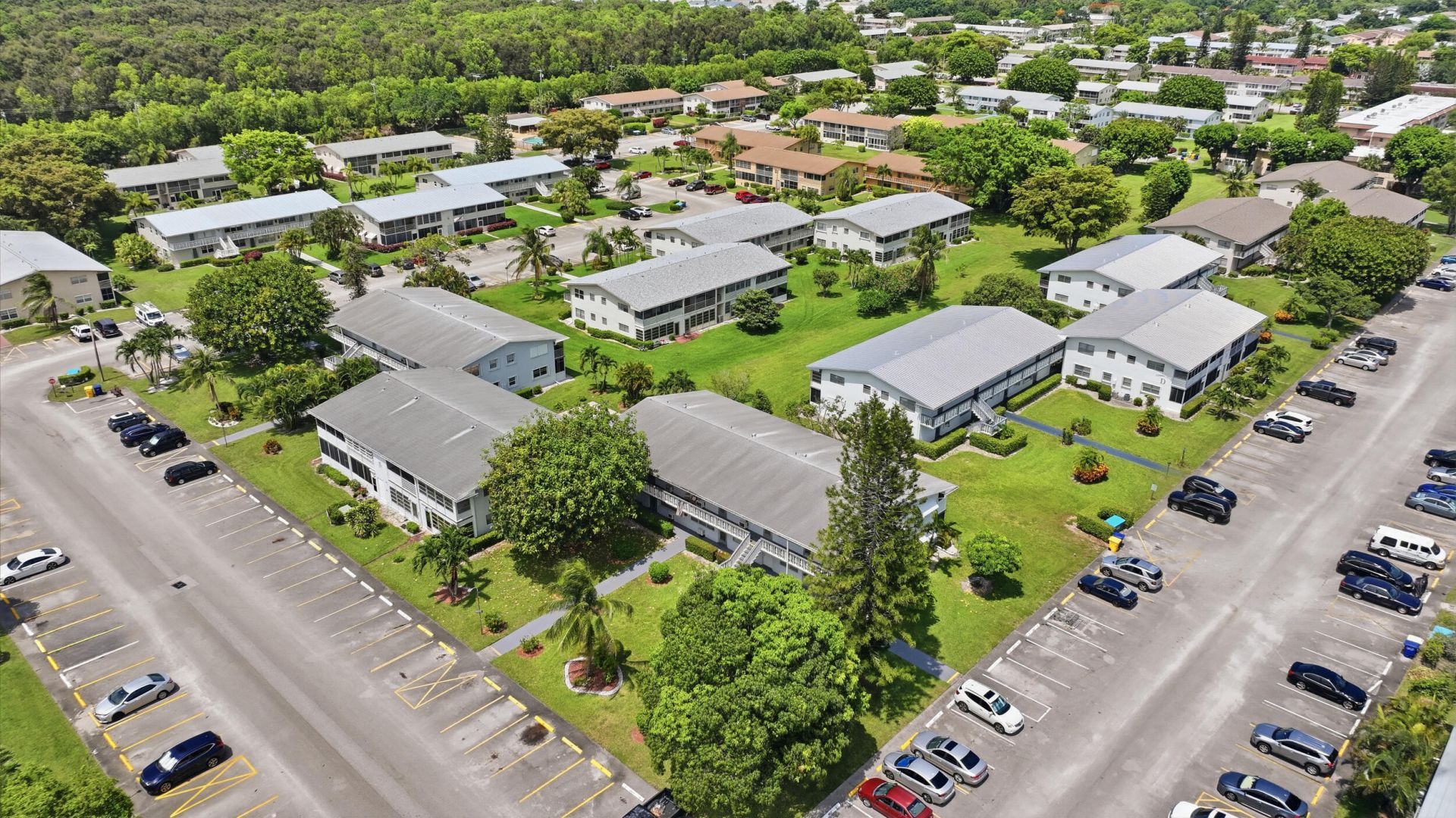 98 E Cambridge E, West Palm Beach, FL 33417 Photo