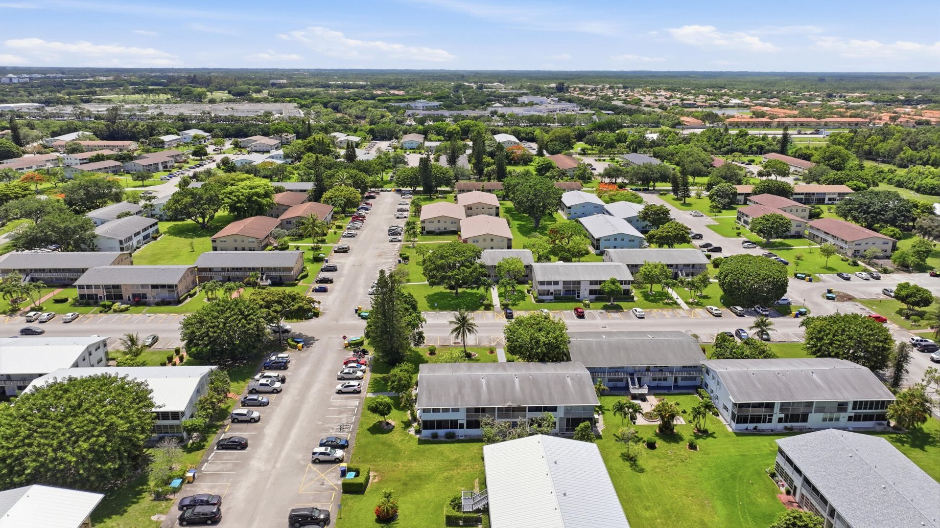 98 E Cambridge E, West Palm Beach, FL 33417 Photo