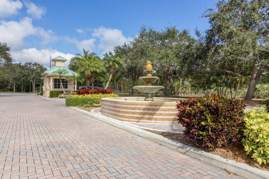3785 NW Deer Oak Drive, Jensen Beach, FL 34957 Photo
