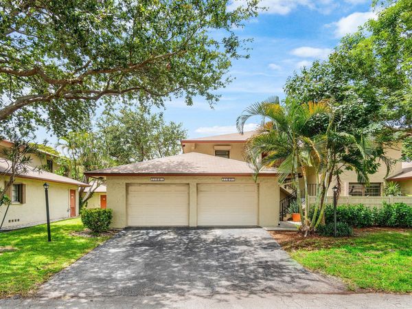 1779 NE 39th Court, Unit 1106, Pompano Beach, FL 33064