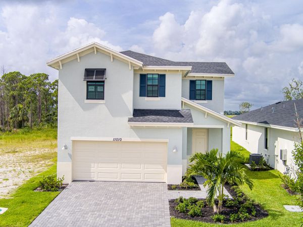 11010 NW Glynlea Blvd Boulevard N, Port St. Lucie, FL 34987