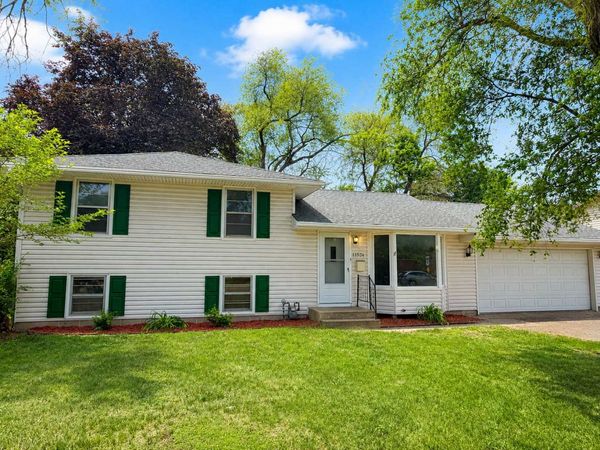 11524 Crooked Lake Boulevard NW, Coon Rapids, MN 55433