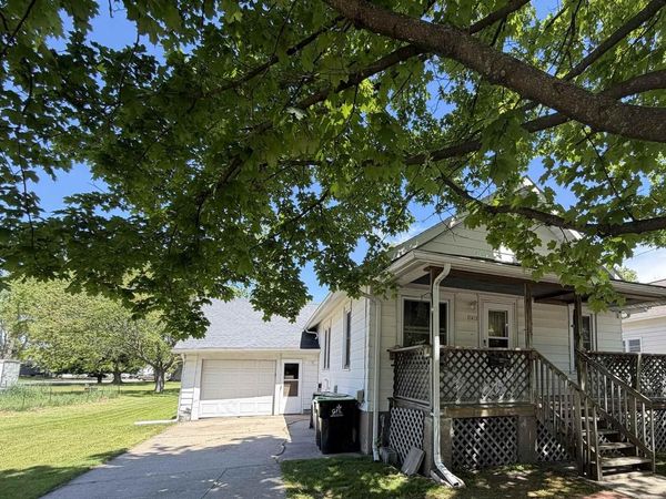 1412 34TH AVENUE, Menominee, MI 49858