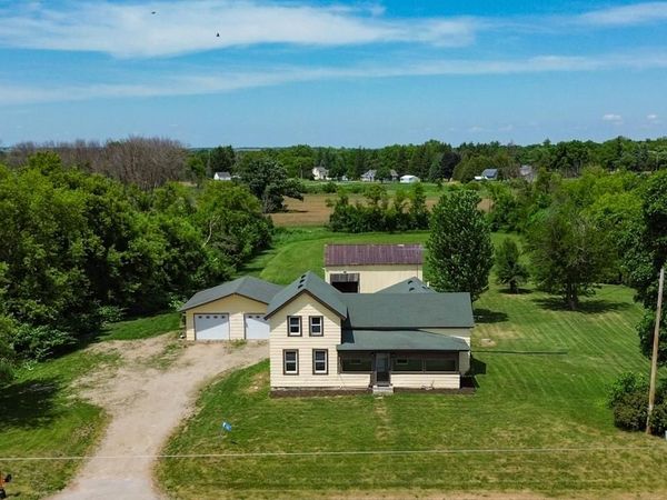 7466 STATE ROAD 91, Omro, WI 54963