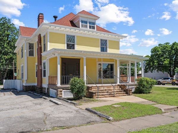822 S Johnstone Avenue, Bartlesville, OK 74003