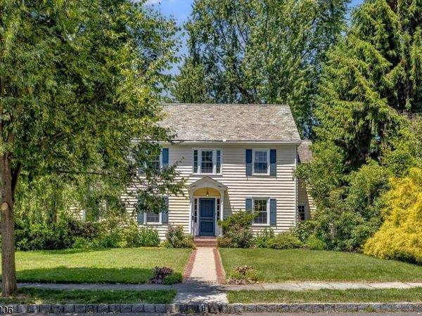 8 Summit St, Glen Ridge, NJ 07028
