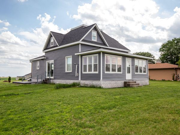 125 Highway 175, Ellsworth, IA 50075