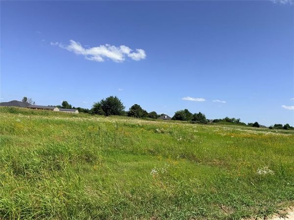 9580 Monterey Drive, Edmond, OK 73025