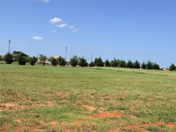 9599 Monterey Drive, Edmond, OK 73025