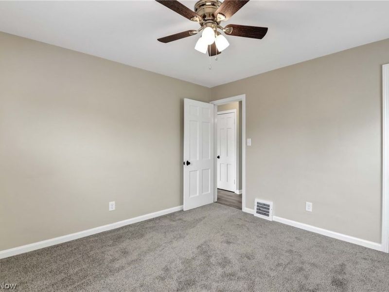 6207 Delora Avenue, Brooklyn, OH 44144 Photo 19