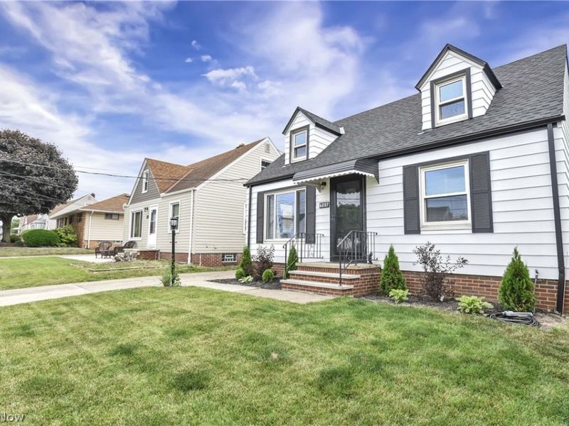 6207 Delora Avenue, Brooklyn, OH 44144 Photo 3