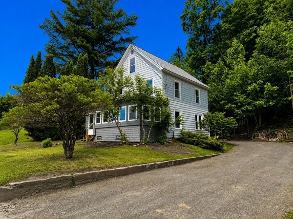 455 Main Street, Newport City, VT 05855