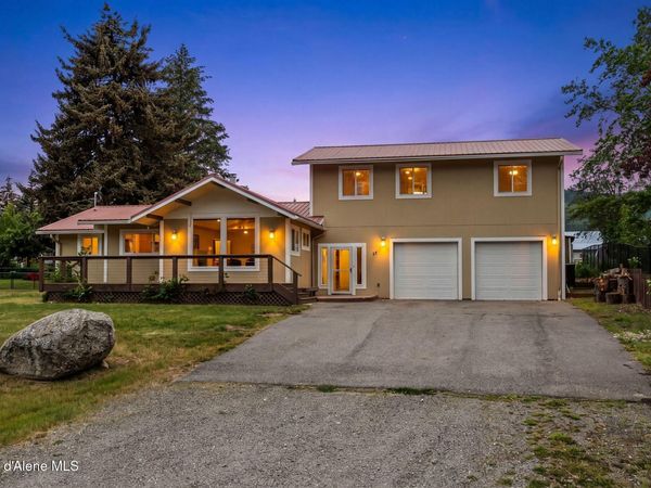57 Laclede Shores Dr , Laclede, ID 83841