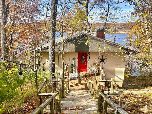 192 Eastshore Drive, Jerome, MI 49249