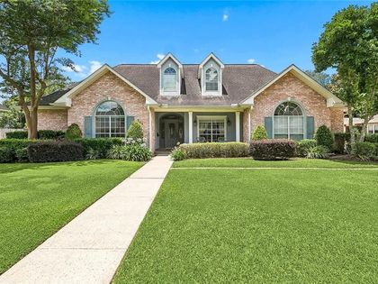 304 HAWTHORNE Street Gretna, LA 70056