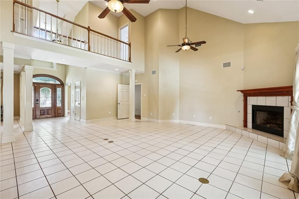 304 HAWTHORNE Street Gretna, LA 70056