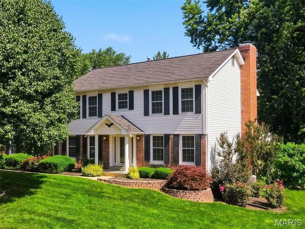 446 Woodstream Drive, St Charles, MO 63304