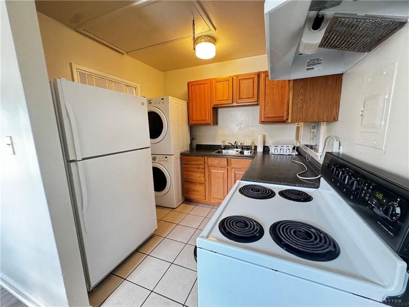 4642 W Hillcrest Avenue, Dayton, OH 45406 Photo 10