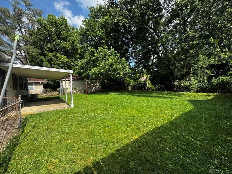 4642 W Hillcrest Avenue, Dayton, OH 45406 Photo 2