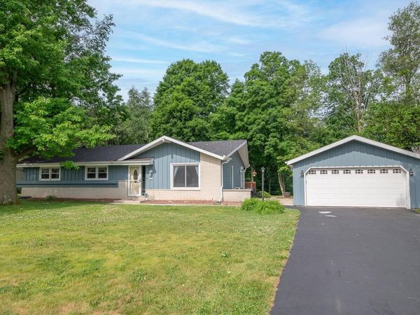 1447 Tomac LANE, Hubertus, WI 53033
