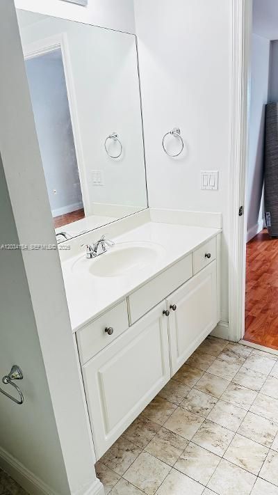 1627 SW 37th Ave , Unit 1102, Miami, FL 33145 Photo