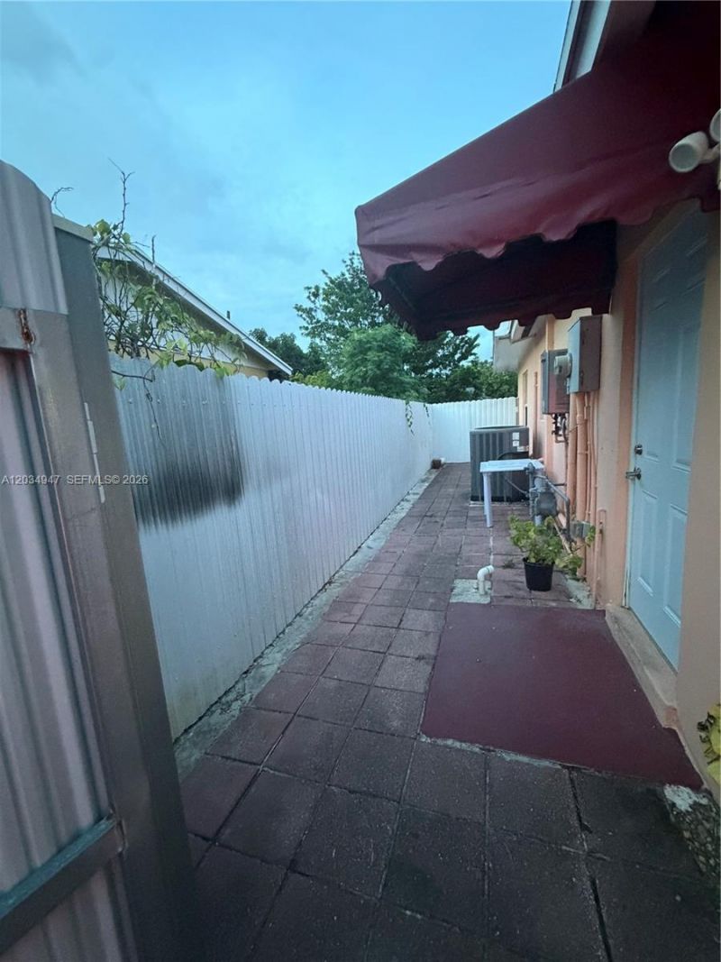 15431 SW 101st Ave , Miami, FL 33157 Photo
