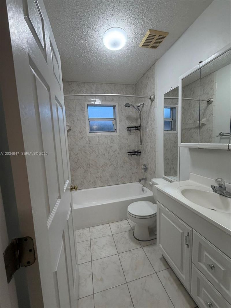 15431 SW 101st Ave , Miami, FL 33157 Photo