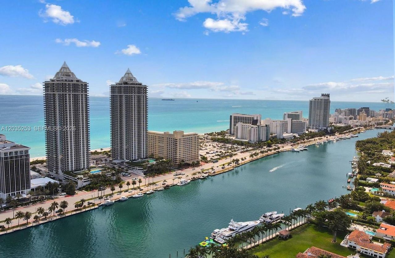 4779 Collins Ave , Unit 2708, Miami Beach, FL 33140 Photo