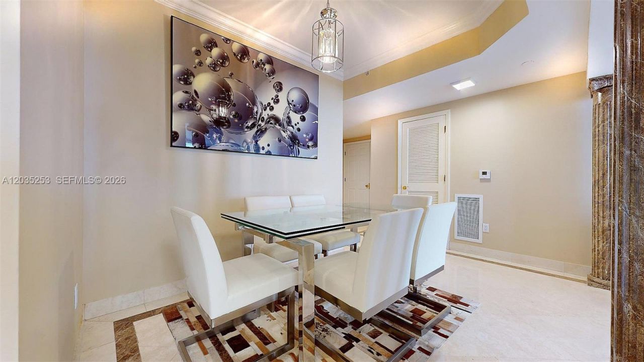 4779 Collins Ave , Unit 2708, Miami Beach, FL 33140 Photo