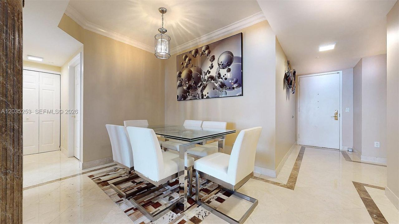 4779 Collins Ave , Unit 2708, Miami Beach, FL 33140 Photo