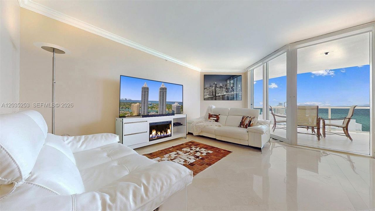 4779 Collins Ave , Unit 2708, Miami Beach, FL 33140 Photo