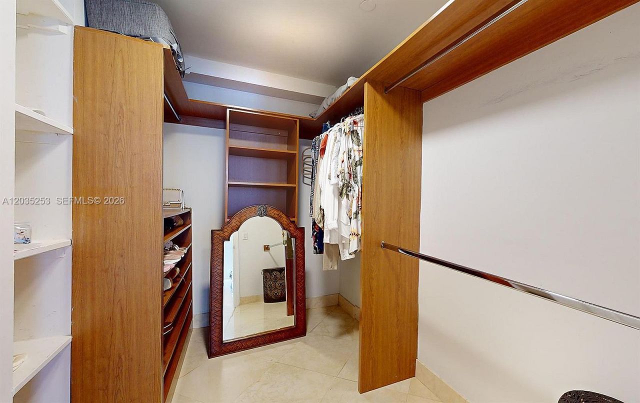 4779 Collins Ave , Unit 2708, Miami Beach, FL 33140 Photo