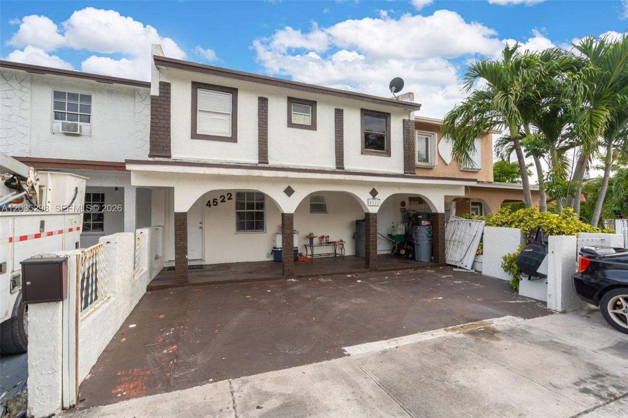 4522 NW 194th St, Miami Gardens, FL 33055 Photo
