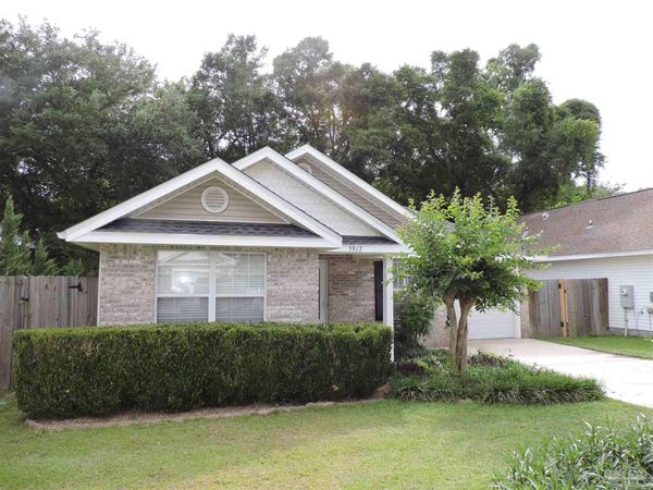 5917 Last Big Tree Ln, Pensacola, FL 32505
