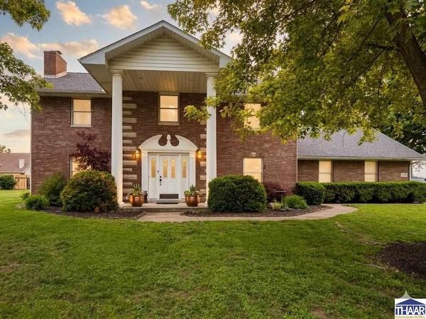 2490 E Northwood, Terre Haute, IN 47805