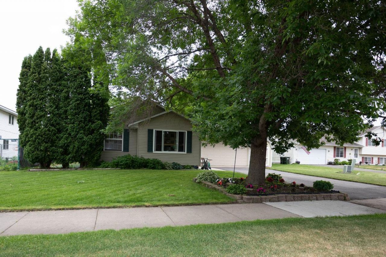 15288 Chokecherry Avenue , Rosemount, MN 55068