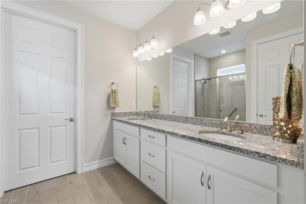628 Parkshore Lake Ave, Cape Coral, FL 33993 Photo