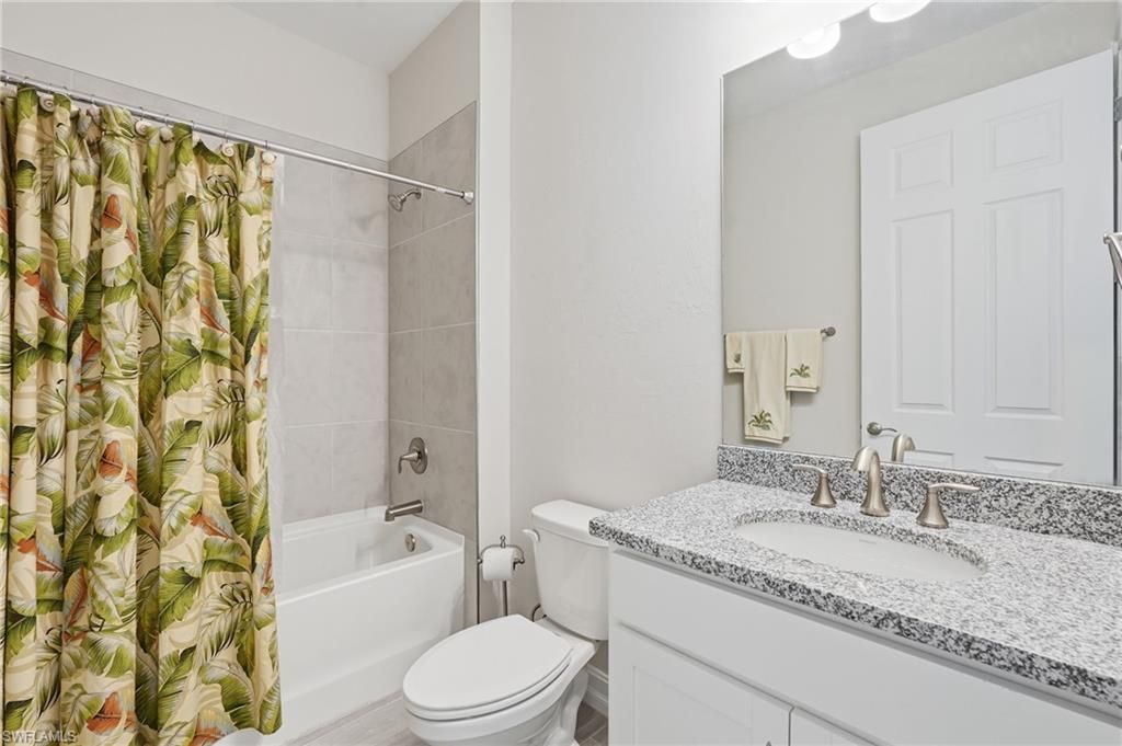 628 Parkshore Lake Ave, Cape Coral, FL 33993 Photo