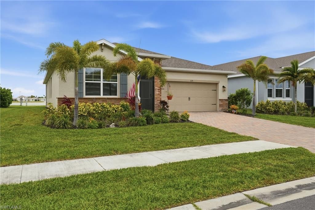 628 Parkshore Lake Ave, Cape Coral, FL 33993 Photo