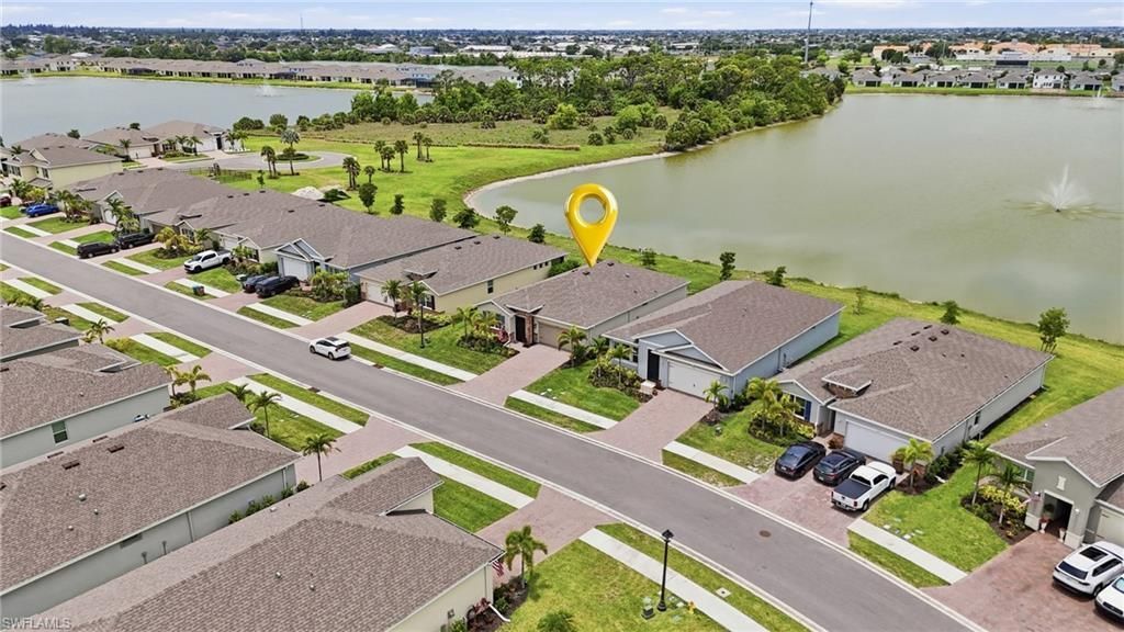 628 Parkshore Lake Ave, Cape Coral, FL 33993 Photo