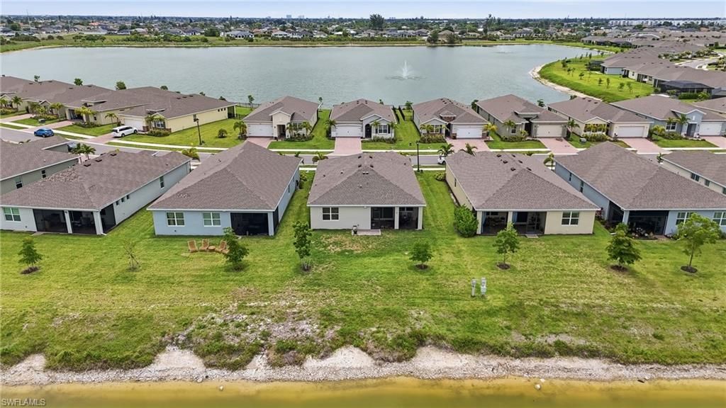 628 Parkshore Lake Ave, Cape Coral, FL 33993 Photo
