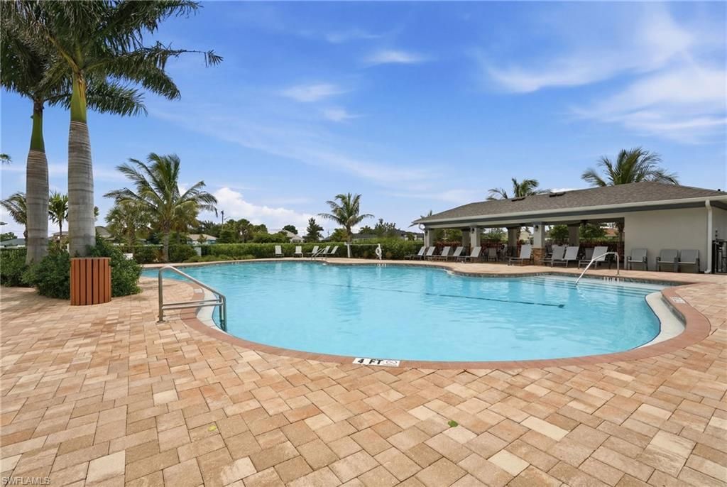 628 Parkshore Lake Ave, Cape Coral, FL 33993 Photo