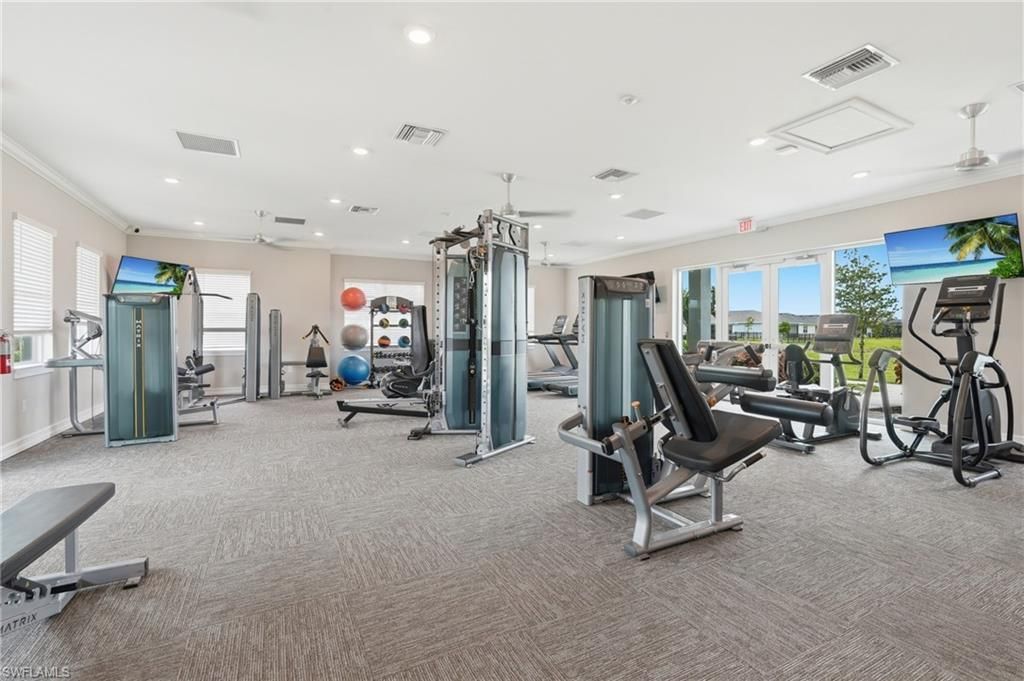 628 Parkshore Lake Ave, Cape Coral, FL 33993 Photo