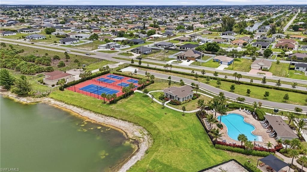628 Parkshore Lake Ave, Cape Coral, FL 33993 Photo
