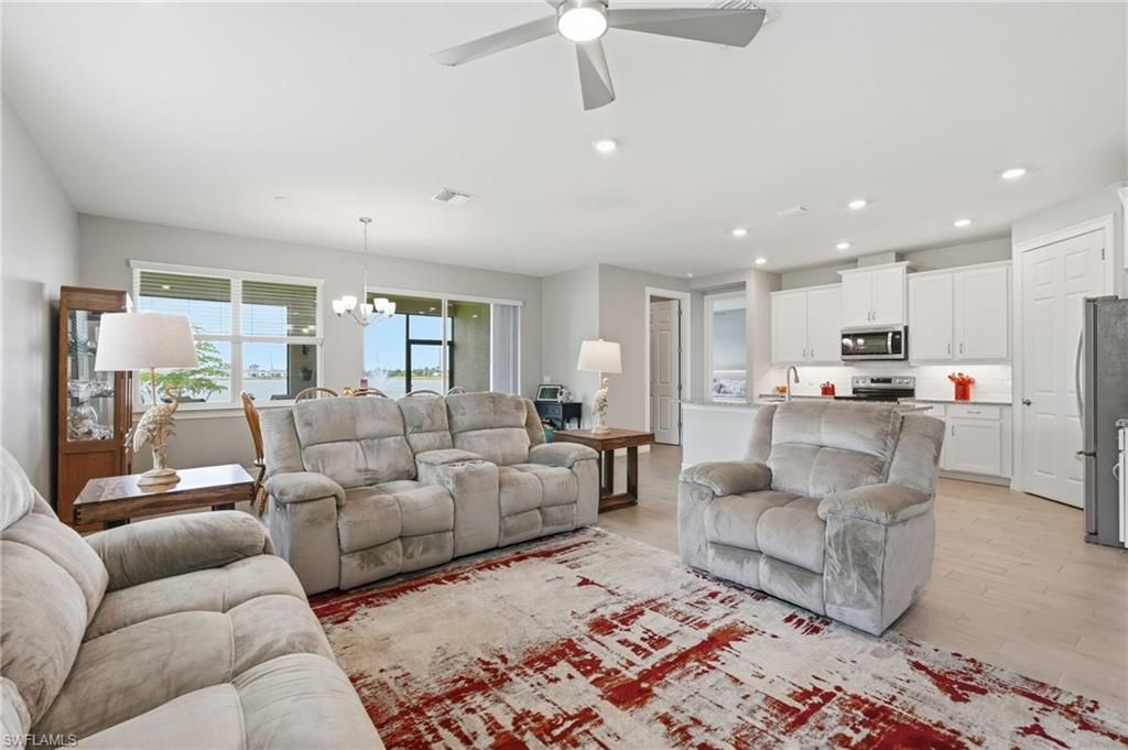 628 Parkshore Lake Ave, Cape Coral, FL 33993 Photo