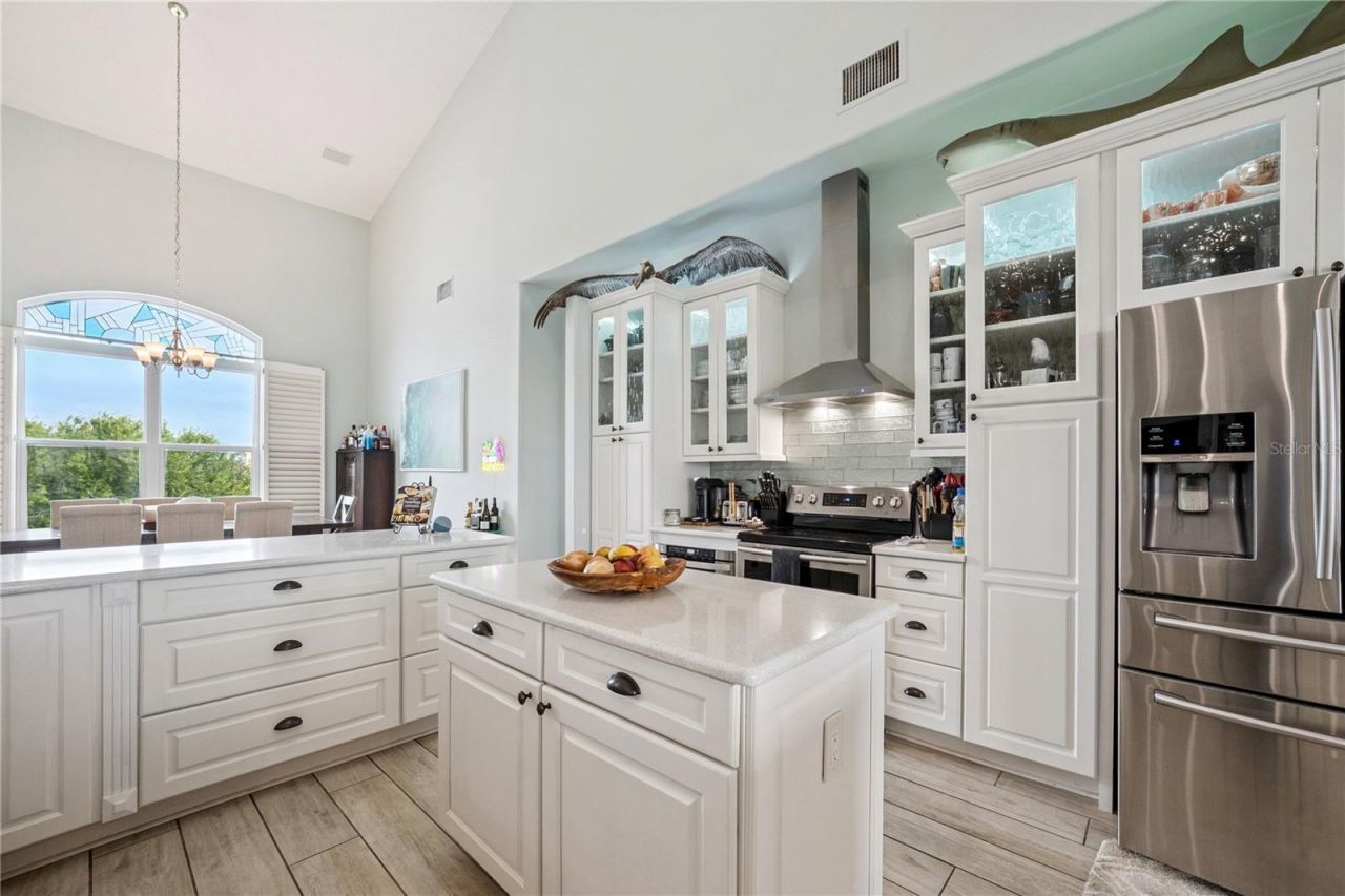 807 Chipaway Drive, Apollo Beach, FL 33572 Photo