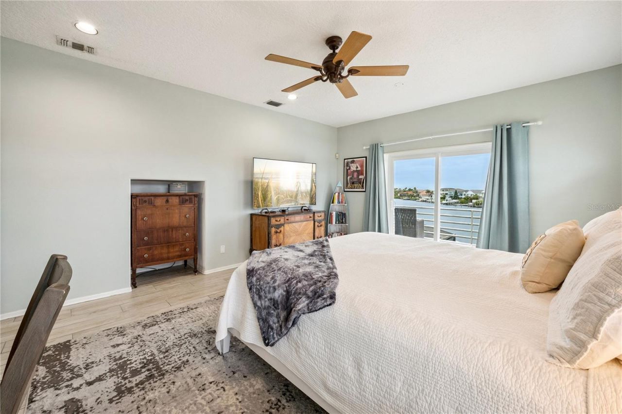 807 Chipaway Drive, Apollo Beach, FL 33572 Photo