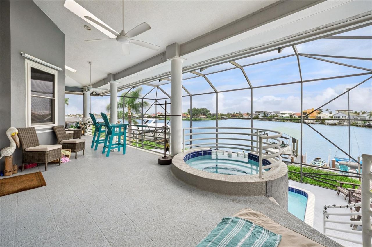807 Chipaway Drive, Apollo Beach, FL 33572 Photo