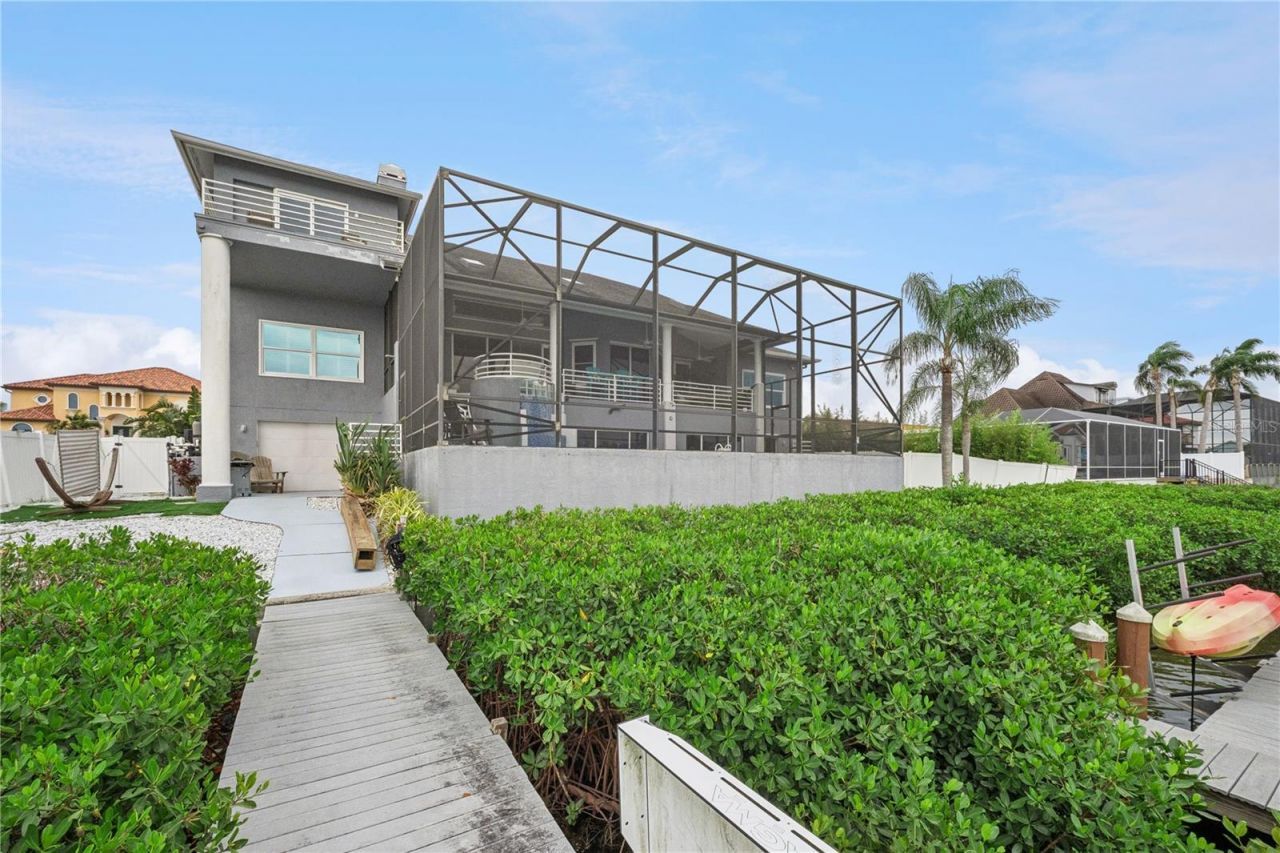 807 Chipaway Drive, Apollo Beach, FL 33572 Photo