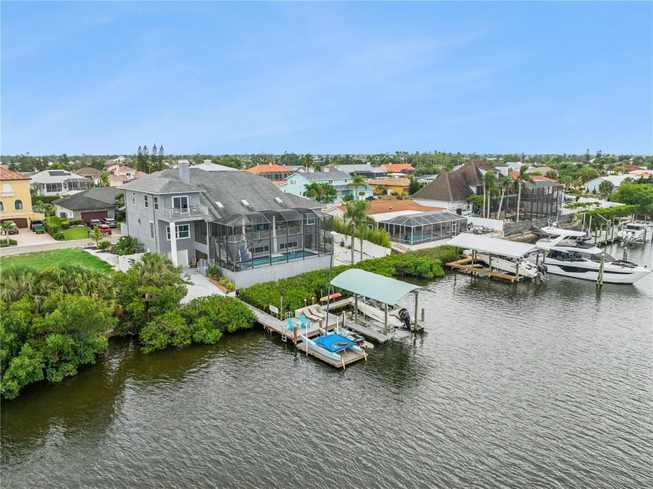 807 Chipaway Drive, Apollo Beach, FL 33572 Photo